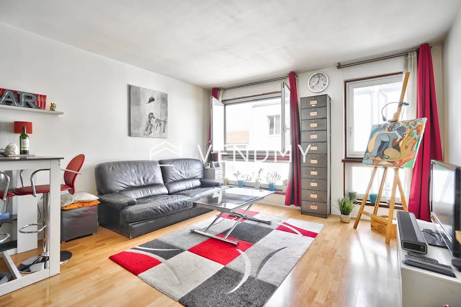 Vente appartement 2 pièces 40 m² à Paris 18ème (75018), 389 000 €