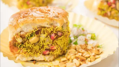 Jain Dabeli And Sandwich