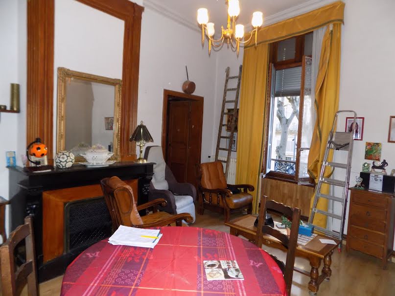 Vente appartement 4 pièces 120 m² à Nimes (30000), 190 000 €