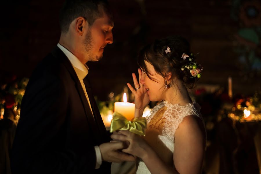 Fotógrafo de casamento Dasha Salina (escorzo). Foto de 3 de maio 2018