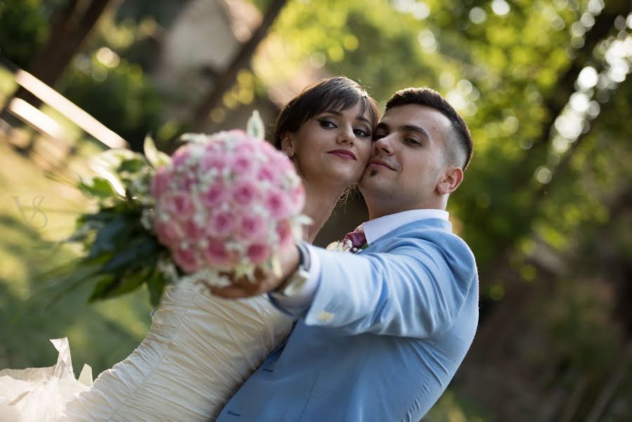 Fotógrafo de casamento Florina Ichimuta (voilastudio). Foto de 19 de janeiro 2017