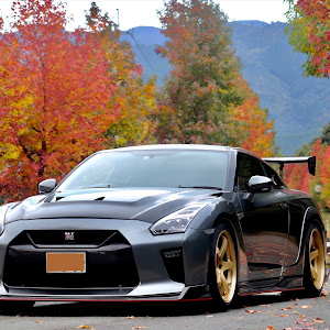 NISSAN GT-R