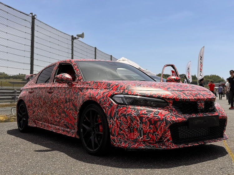 シビックタイプRのtypeR・全国タイプRミーティングに関するカスタム事例の投稿画像5枚目