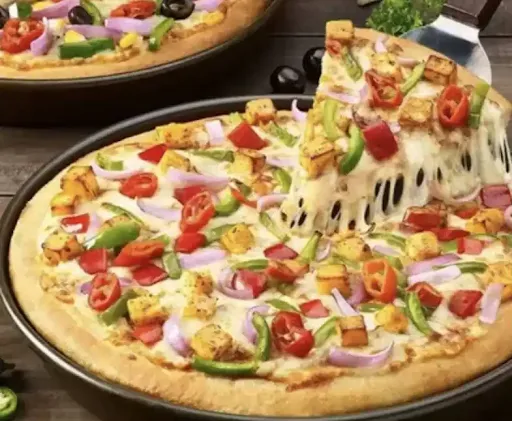 Tandoori Paneer Pizza