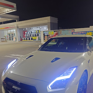 NISSAN GT-R R35