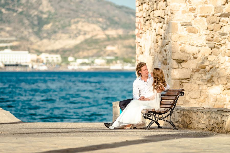 Fotógrafo de bodas Maksim Prikhodnyuk (photomaxcrete). Foto del 28 de agosto 2014