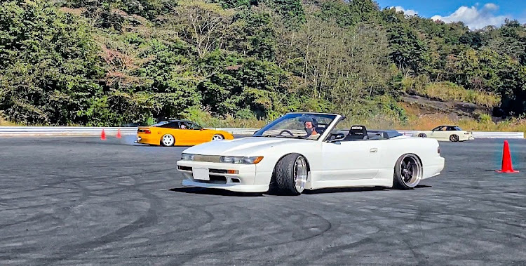 180SXのつぶオフ・富士スピードウェイジムカーナコース・下手以前の何かに関するカスタム事例の投稿画像2枚目