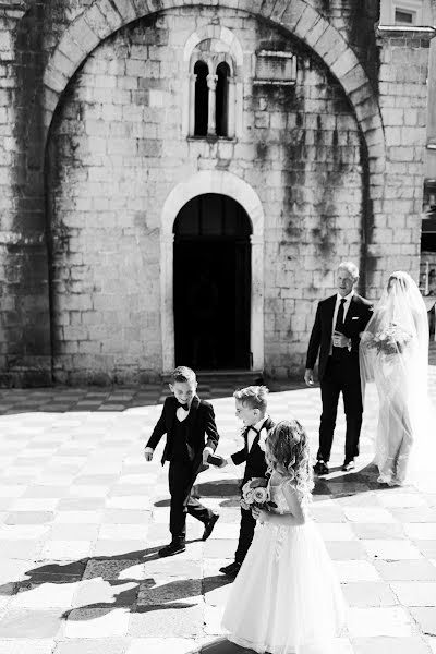 Fotograful de nuntă Milos Gavrilovic (milosweddings1). Fotografia din 22 noiembrie 2023