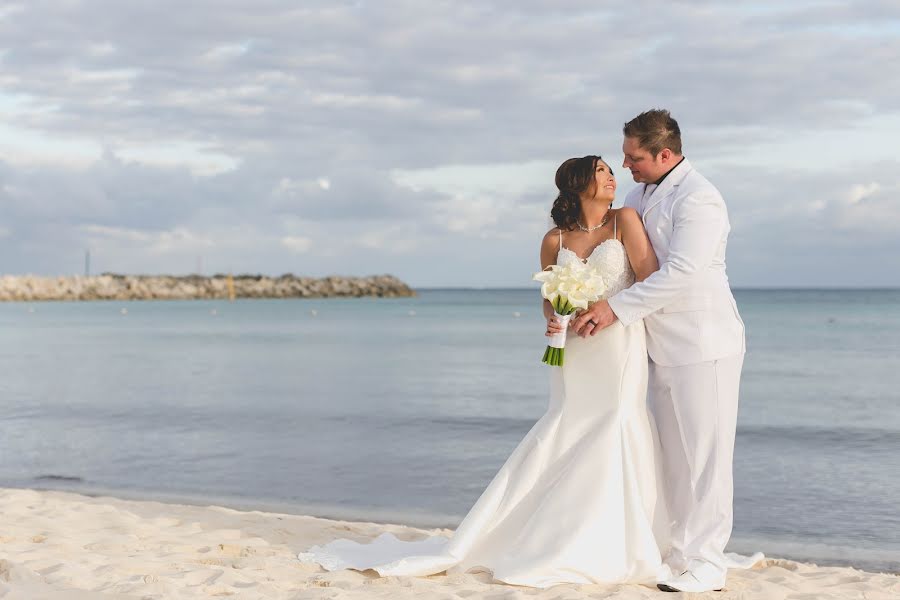 Fotografo di matrimoni Malu Valencia (malu). Foto del 25 giugno 2018