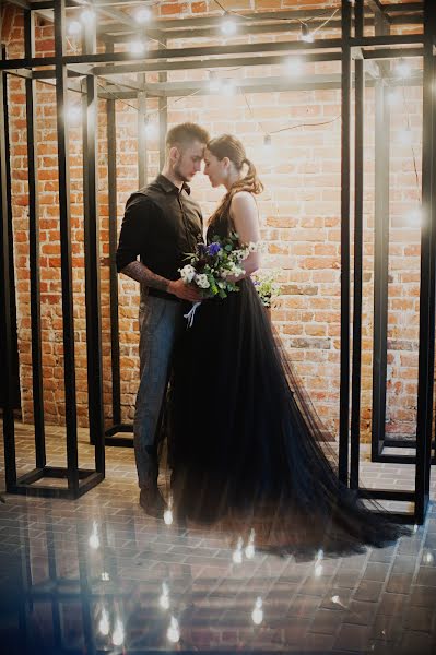 Fotógrafo de casamento Yuliya Siverina (juisi). Foto de 30 de abril 2017