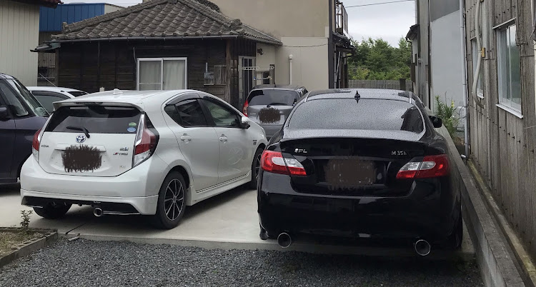 フーガの一時帰宅・夫婦車コラボ・愛しの相棒・我家族に関するカスタム事例の投稿画像3枚目
