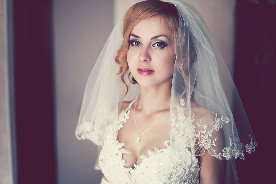婚礼摄影师Sveta Obolenskaya（svetavesna）。2013 7月7日的照片