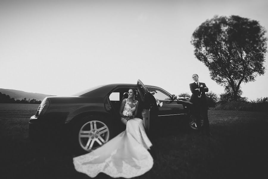 Fotógrafo de casamento Yanina Sky (yaninasky). Foto de 4 de outubro 2018