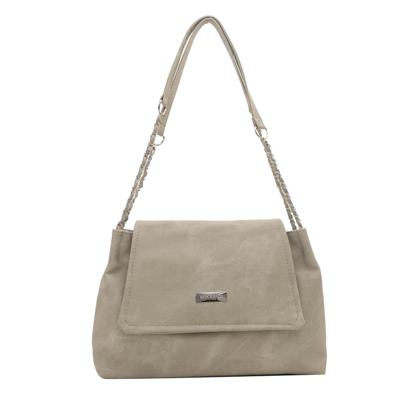 Sac chaîne femme, grande capacité, élégant et de bonne texture, parfait pour transporter tous vos essentiels avec style et confort.