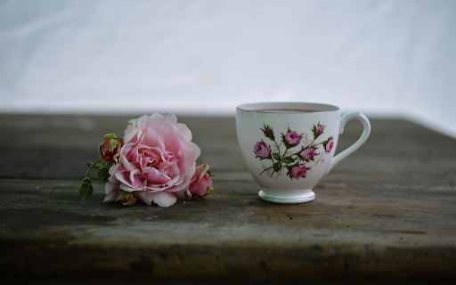 Coffee cup and flowers screenshot 1