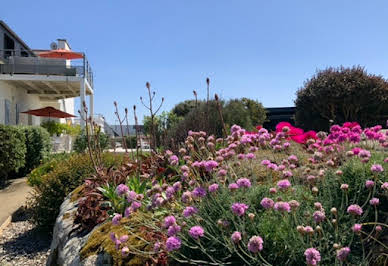 Seaside house with pool 2