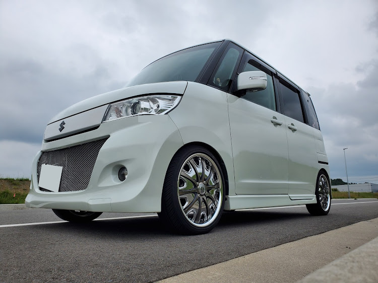 パレットSWのパレットSW・MK21S・みんなでつくろうホイール図鑑・梅雨明けに関するカスタム事例の投稿画像1枚目