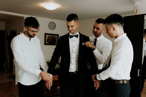 Fotografo di matrimoni Sorin And Patricia (sirbusorin). Foto del 20 marzo 2020