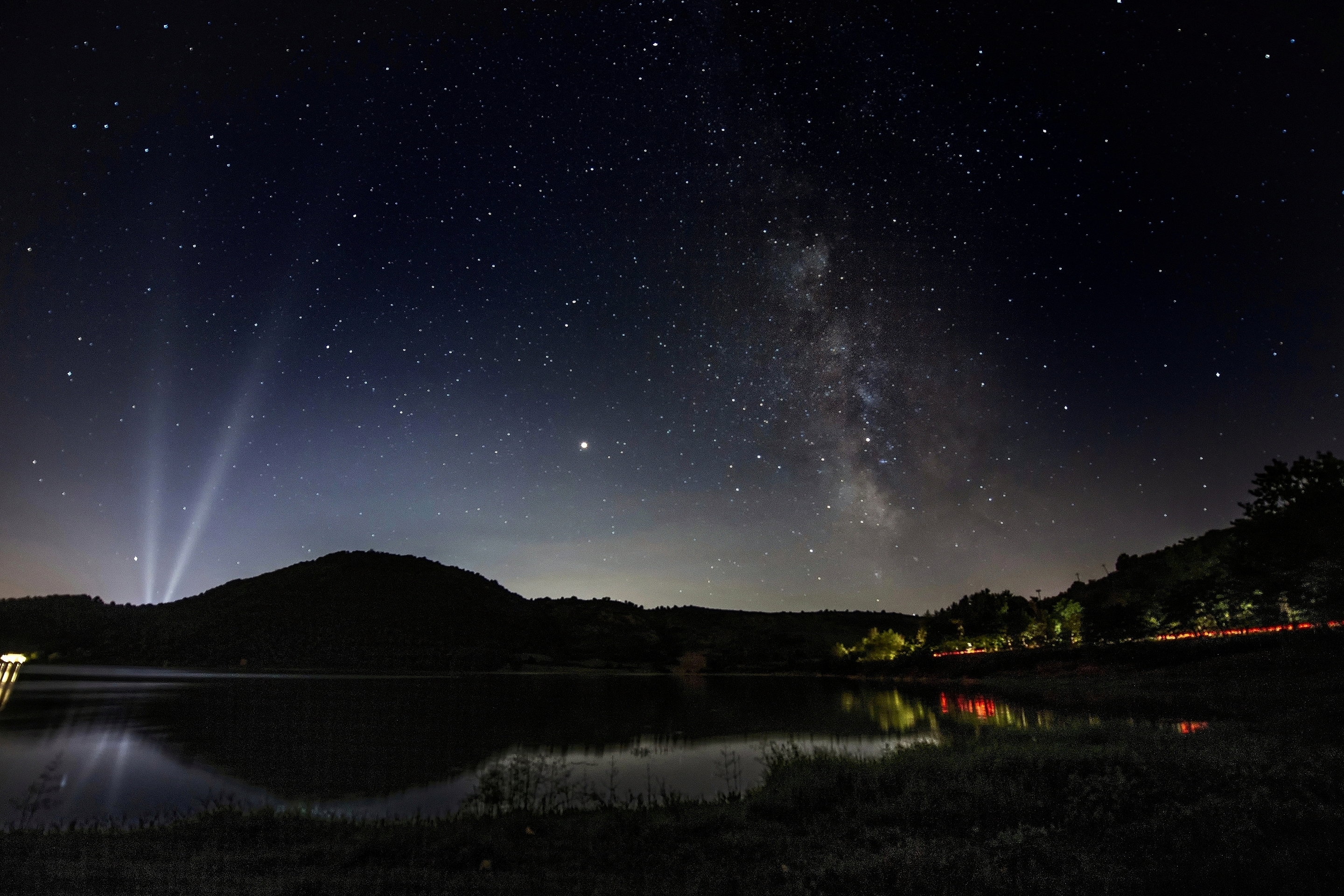 Notte di Stelle sul Lago di Enrico Balla