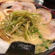 屯京拉麵(高雄夢時代店)