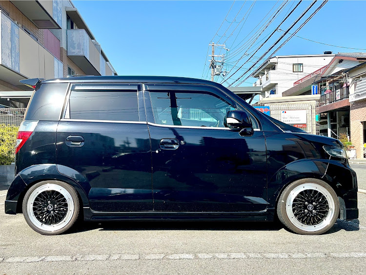 ゼストスパークのブラック・スマホ撮影・愛猫紹介・旦那は北海道に関するカスタム事例の投稿画像3枚目