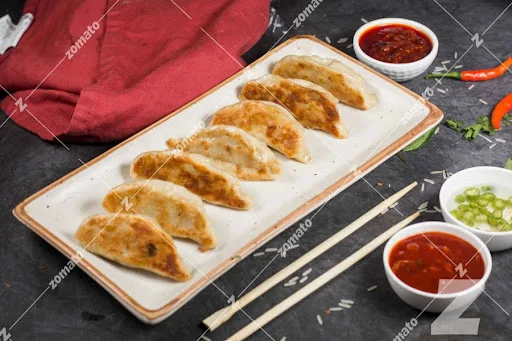 Chicken Pan Fried Dimsum (8 Pcs)