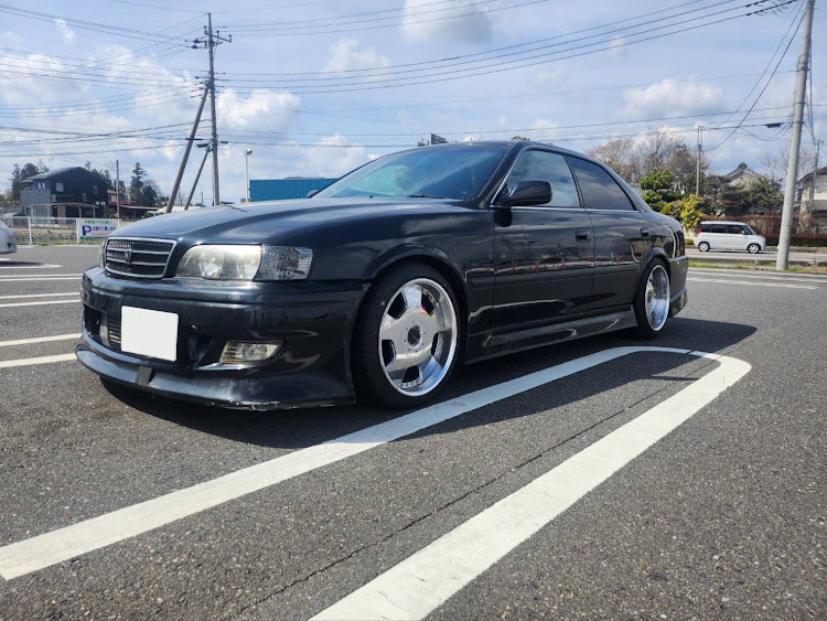 チェイサーのチェイサーJZX100・100系チェイサー・ホイールお披露目・車高調整に関するカスタム事例の投稿画像1枚目
