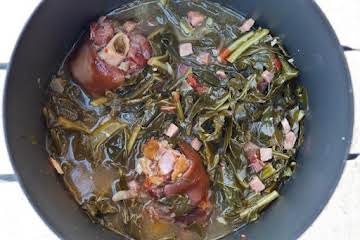 Collard Greens with Ham and Smoked Hock