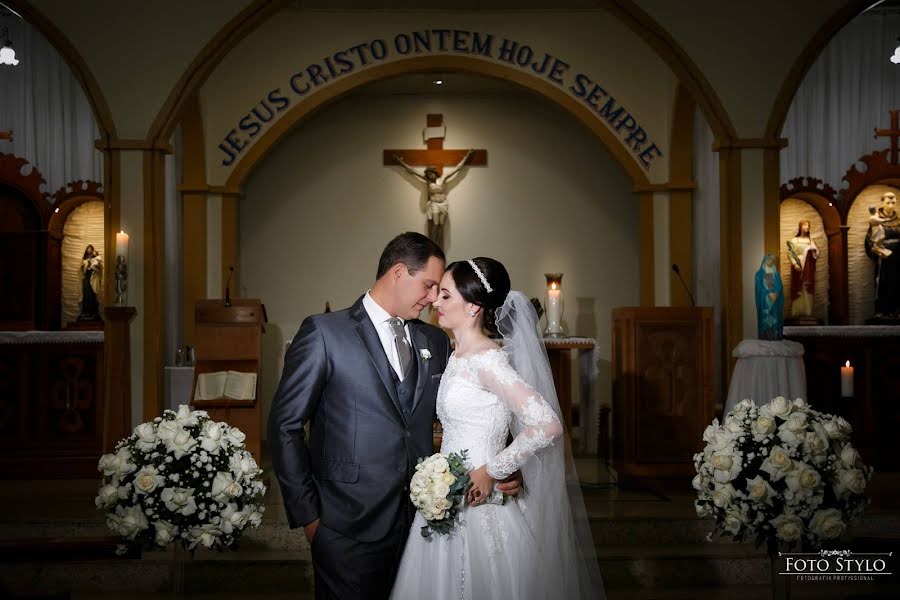 Fotografo di matrimoni Rosilene Silva (rosilenesilva). Foto del 29 marzo 2020