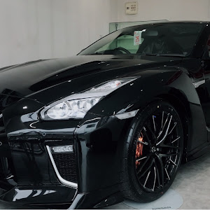 NISSAN GT-R R35