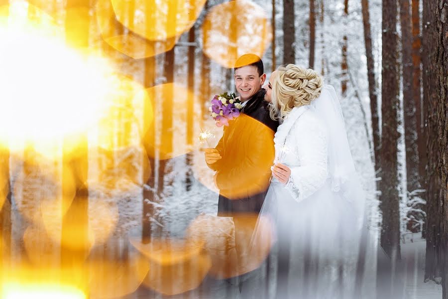 Fotograful de nuntă Petr Kapralov (kapralov). Fotografia din 20 decembrie 2018