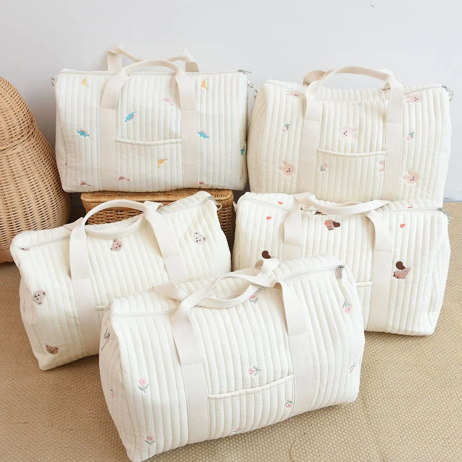 Sac à main brodé de grande capacité pour voyages Rangement léger et spacieux Idéal pour les voyages et le quotidien Transport pratique et élégant