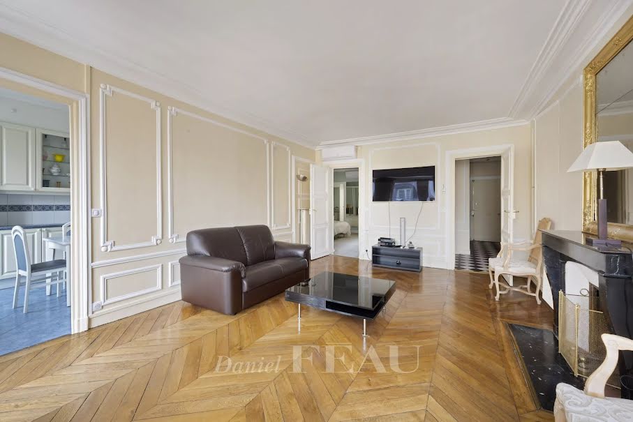 Location meublée appartement 3 pièces 81.55 m² à Paris 1er (75001), 3 000 €