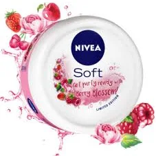 Nivea Soft Light Moisturiser - Berry Blossom - 50 ml