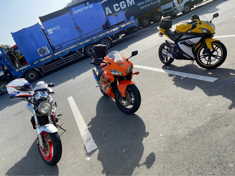 その他のツーリング・お城・夕陽・バイクに関するカスタム事例の投稿画像1枚目