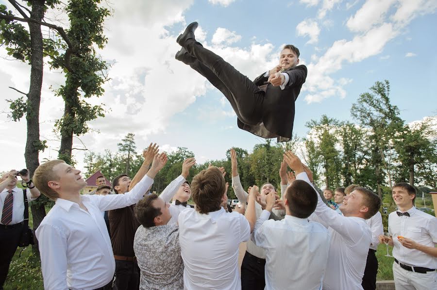 Wedding photographer Konstantin Tolokonnikov (tolokonnikov). Photo of 30 October 2014