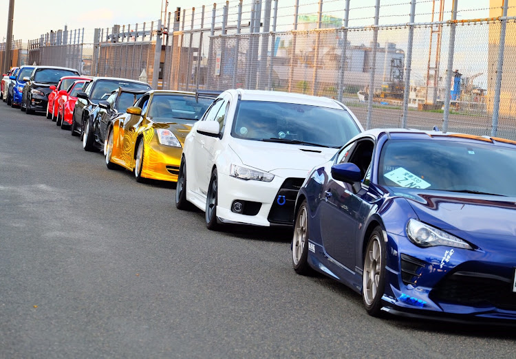 フェアレディZのWekfest・エムズガレージ・TEAM KSK・YouTube KiNO Sti・ホリデースタイルに関するカスタム事例の投稿画像3枚目