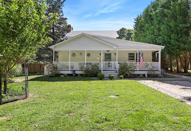 House with pool 2