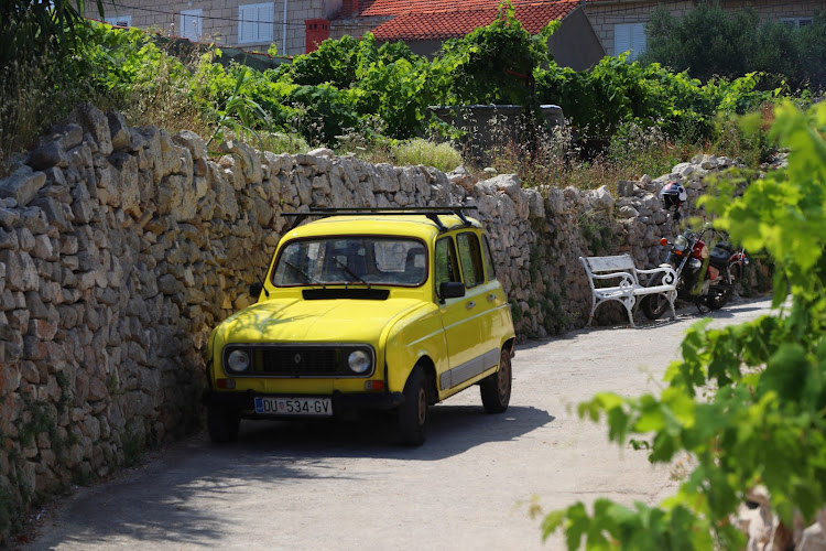 A Renault 4 similar to the one sold by Slovenia's former president Borut Pahor.