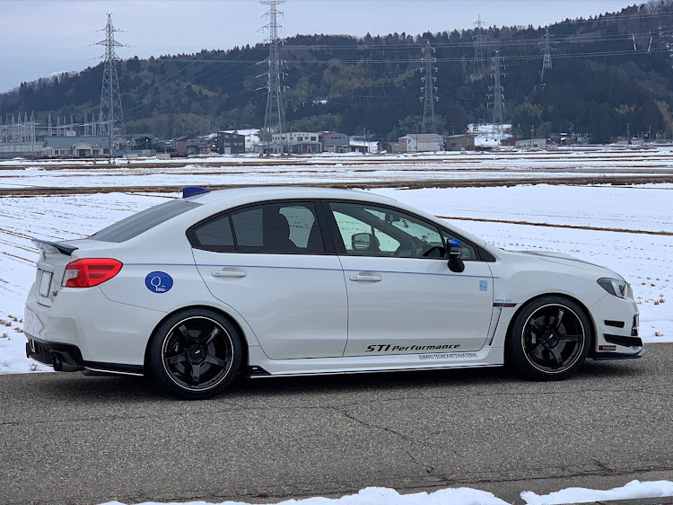WRX STIの4月29日（土）・新潟オフ会・ご参加お待ちしております✨・冬の青空に関するカスタム事例の投稿画像1枚目