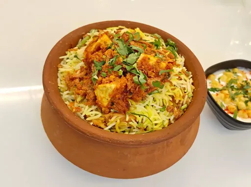 Paneer Dum Biryani [Half, 650 Ml]