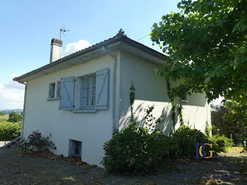 maison à Sauveterre-de-Béarn (64)