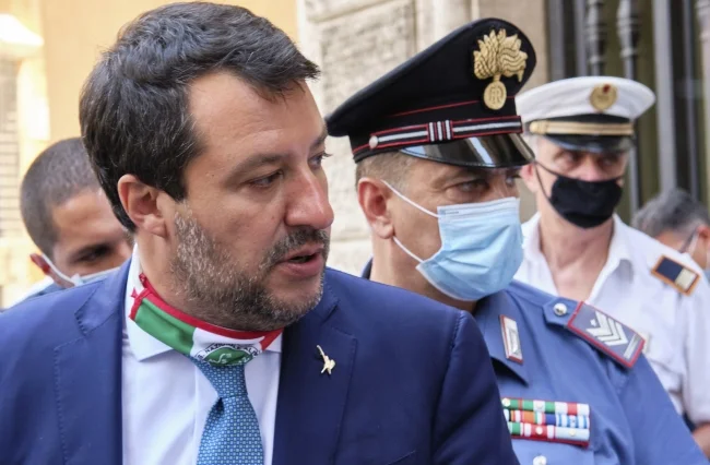 Sutra presuda vicepremijeru Italije Salviniju za zadržavanje migranata na moru