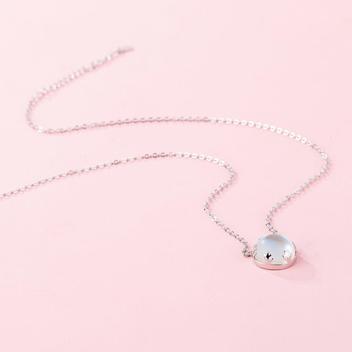 Title 5, Moonstone Pendant
