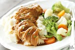 Slow Cooker Chicken and Gravy was pinched from <a href="http://southernbite.com/2015/07/21/slow-cooker-chicken-and-gravy/" target="_blank">southernbite.com.</a>