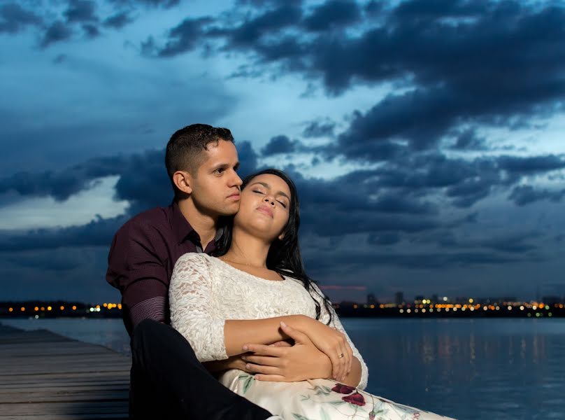 Fotografo di matrimoni Hudson Peixoto (hudsonhjp). Foto del 2 aprile 2018