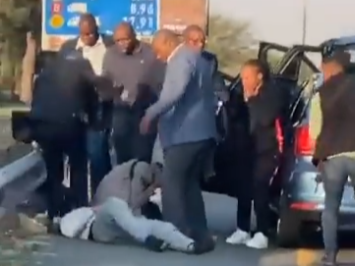 A screenshot of the video of members of the VIP protection services allegedly assaulting motorists and passengers on the N1 highway.