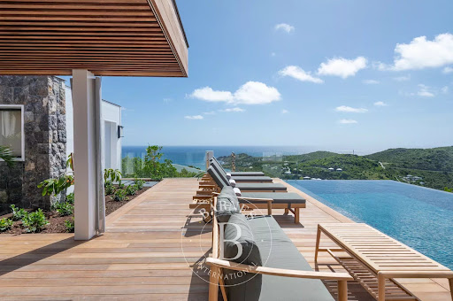 Seaside villa with pool 1