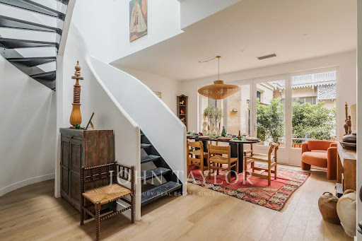 House with terrace 3