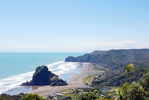 Piha-Beach-Auckland - A view of Pina Beach in Auckland, New Zealand. 